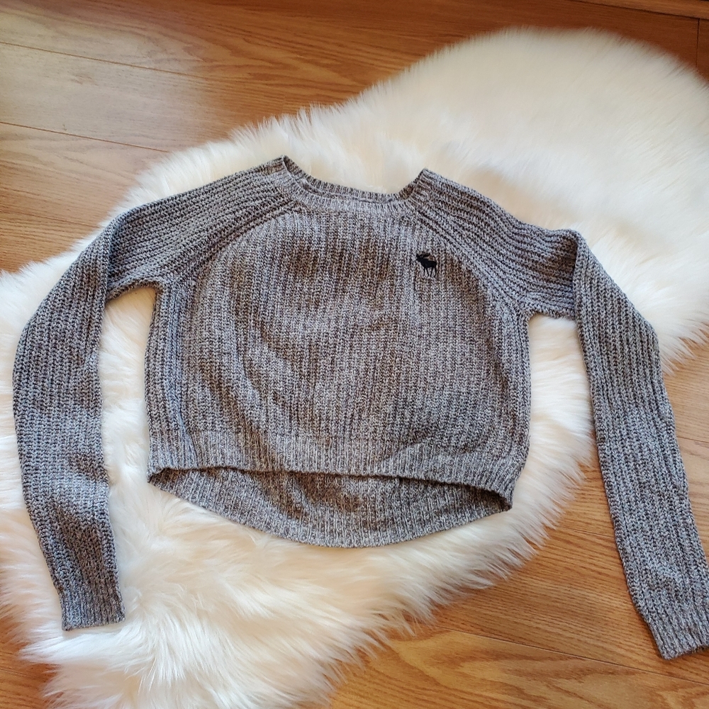 Cropped sweater